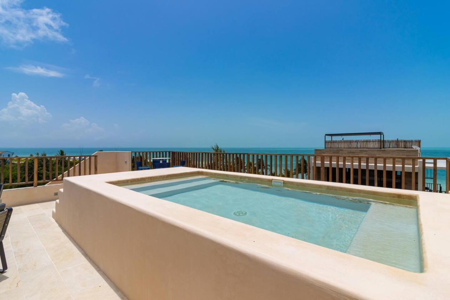 Penthouse Con Alberca Privada Y Hermosas Vistas Al Mar - A301 ホルボックス島 エクステリア 写真