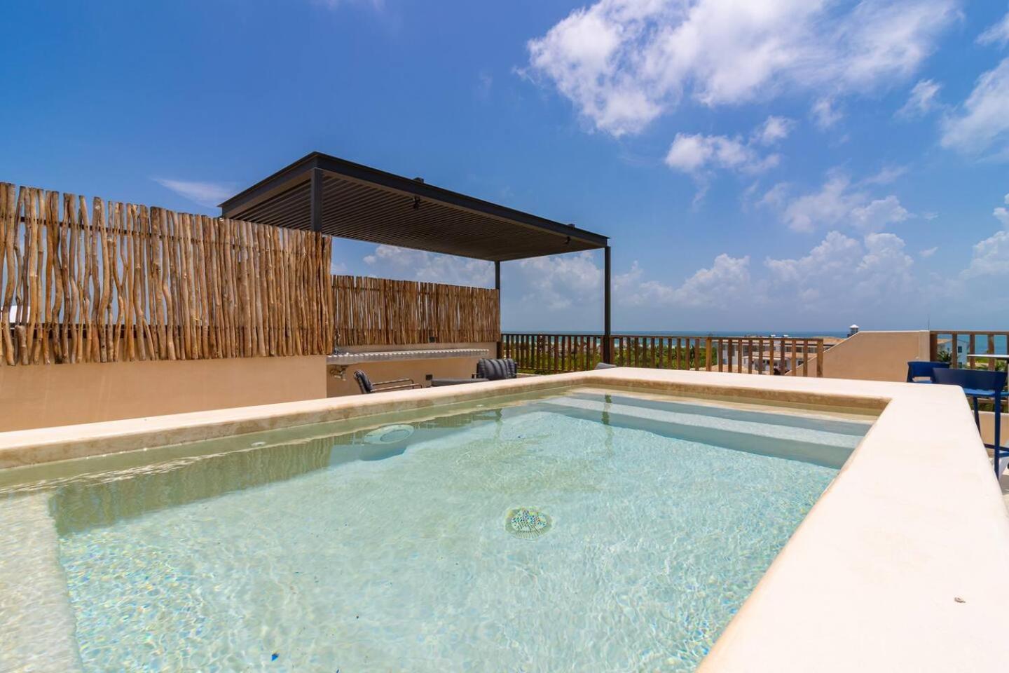 Penthouse Con Alberca Privada Y Hermosas Vistas Al Mar - A301 ホルボックス島 エクステリア 写真