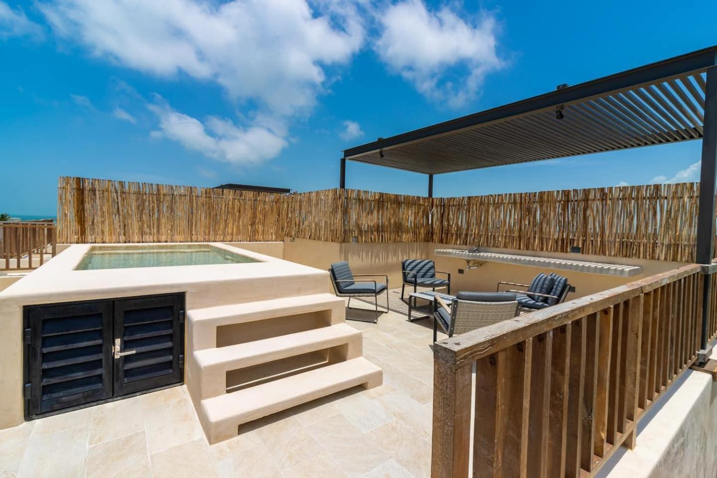 Penthouse Con Alberca Privada Y Hermosas Vistas Al Mar - A301 ホルボックス島 エクステリア 写真