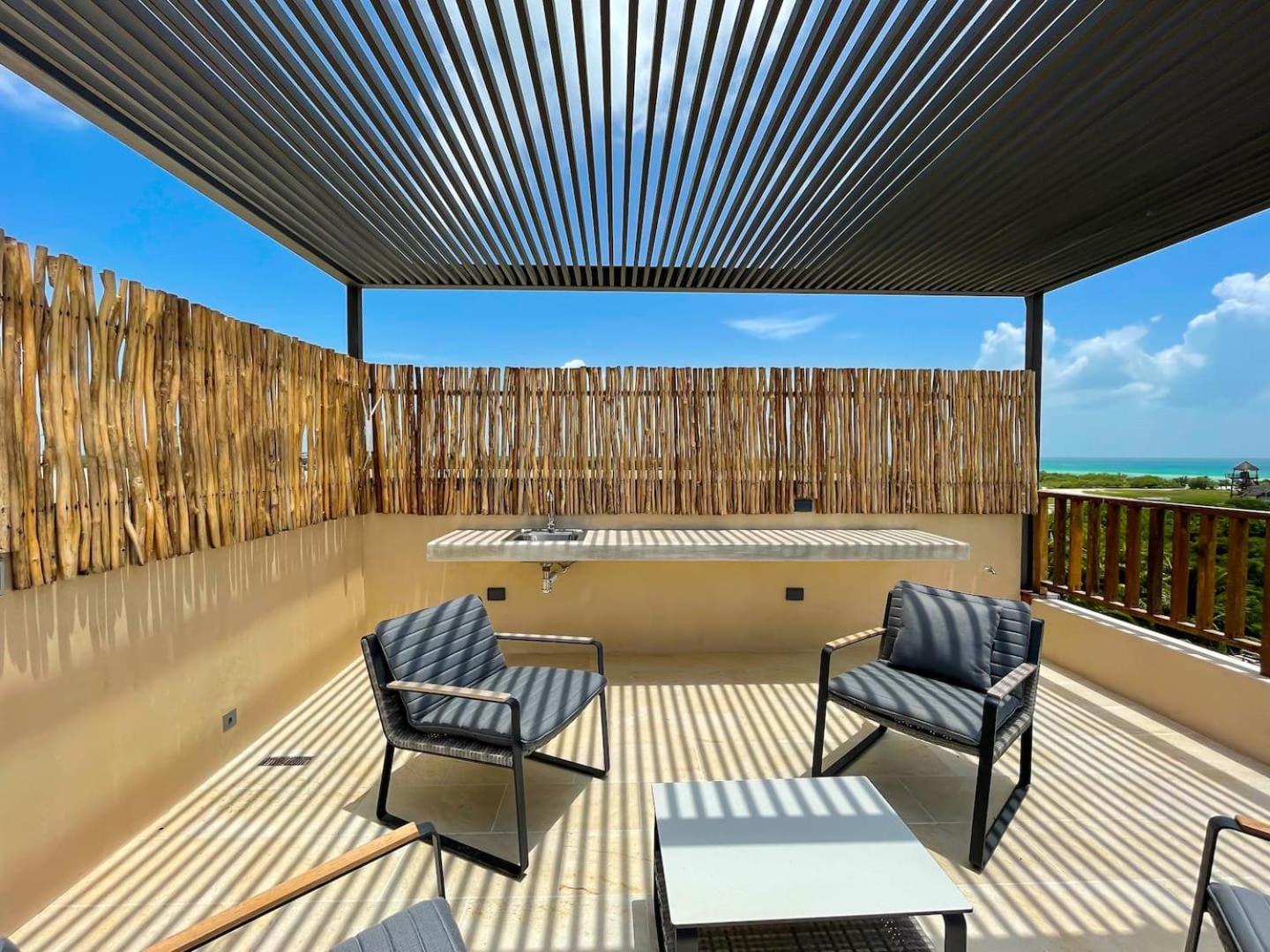 Penthouse Con Alberca Privada Y Hermosas Vistas Al Mar - A301 ホルボックス島 エクステリア 写真